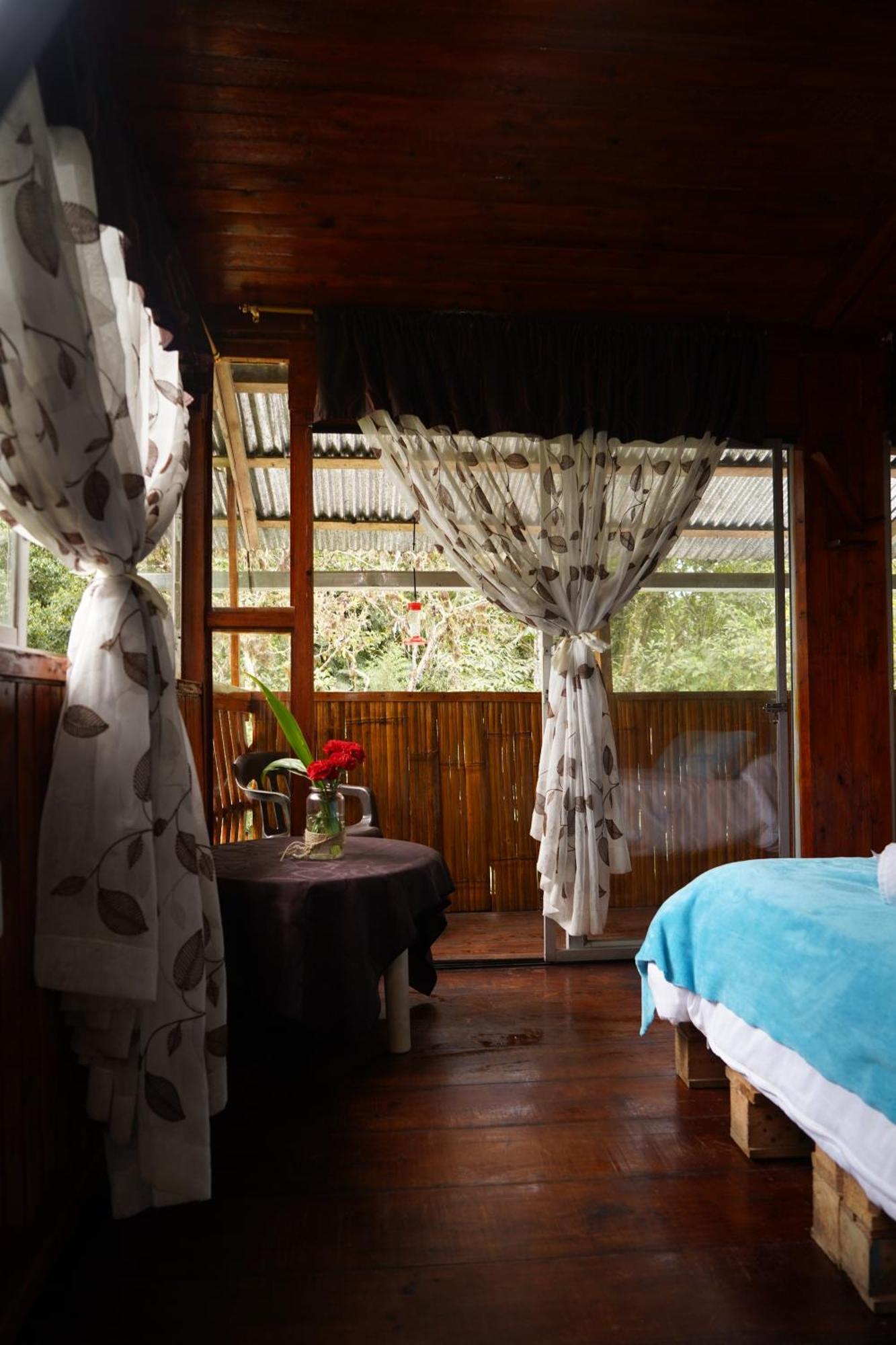 Mindo Glambird Glamping & Lodge Exterior photo